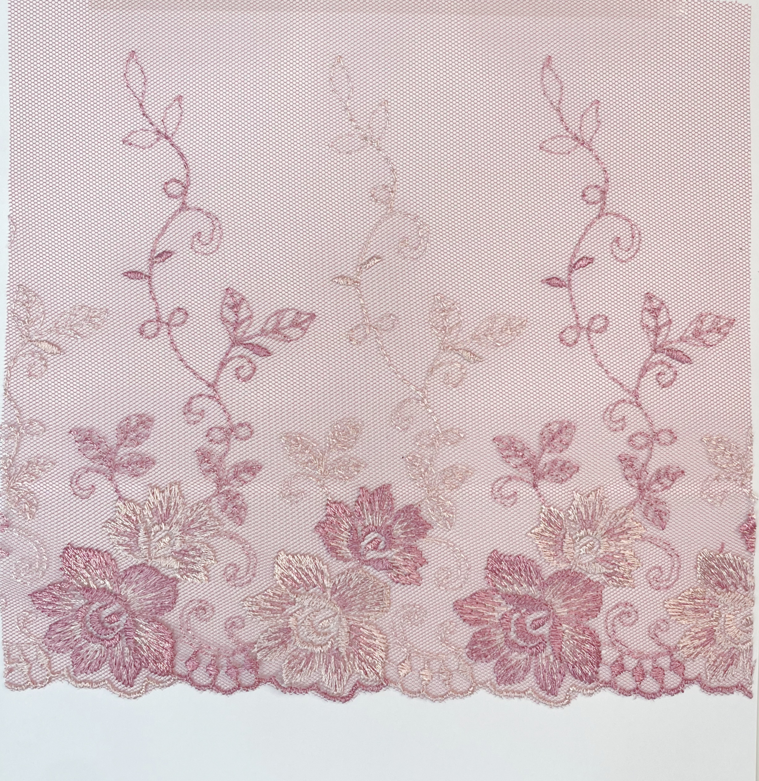 Çin iyi fiyat nakış dantel satılık 