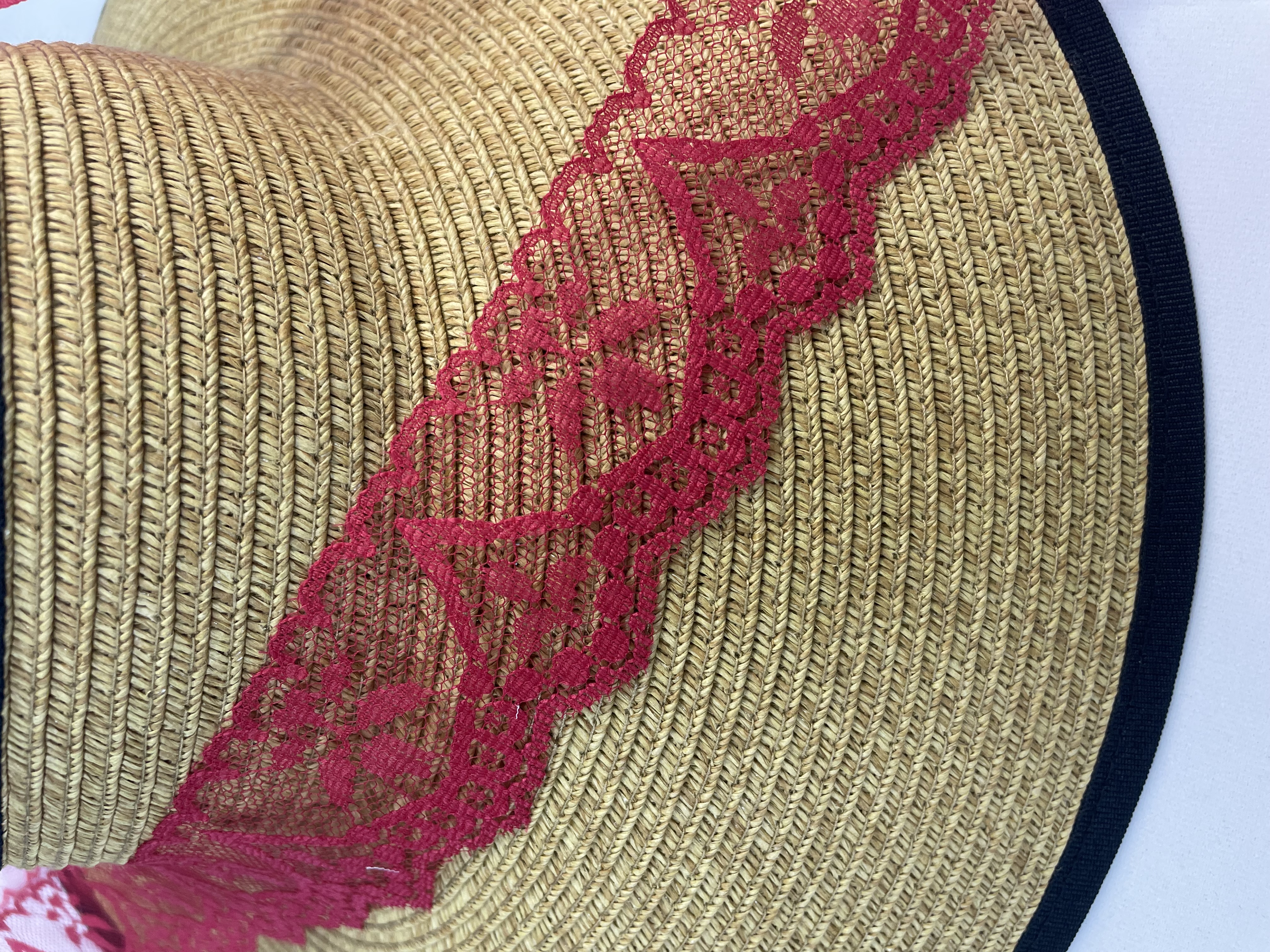 Yeni Stil Sıcak Satış Özel Fabrika Tricot Dantel