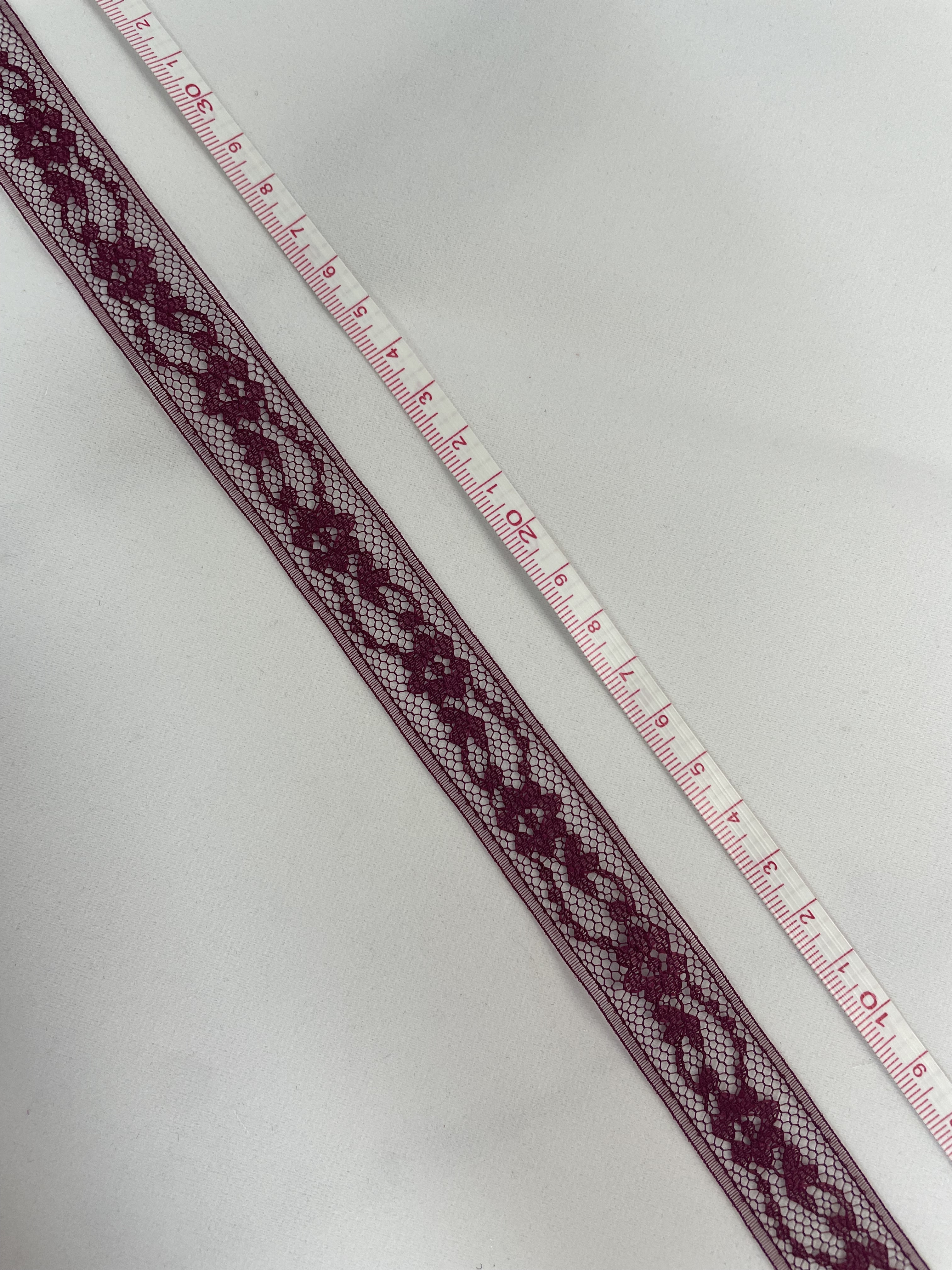 Modaya uygun fabrika doğrudan satış tricot dantel