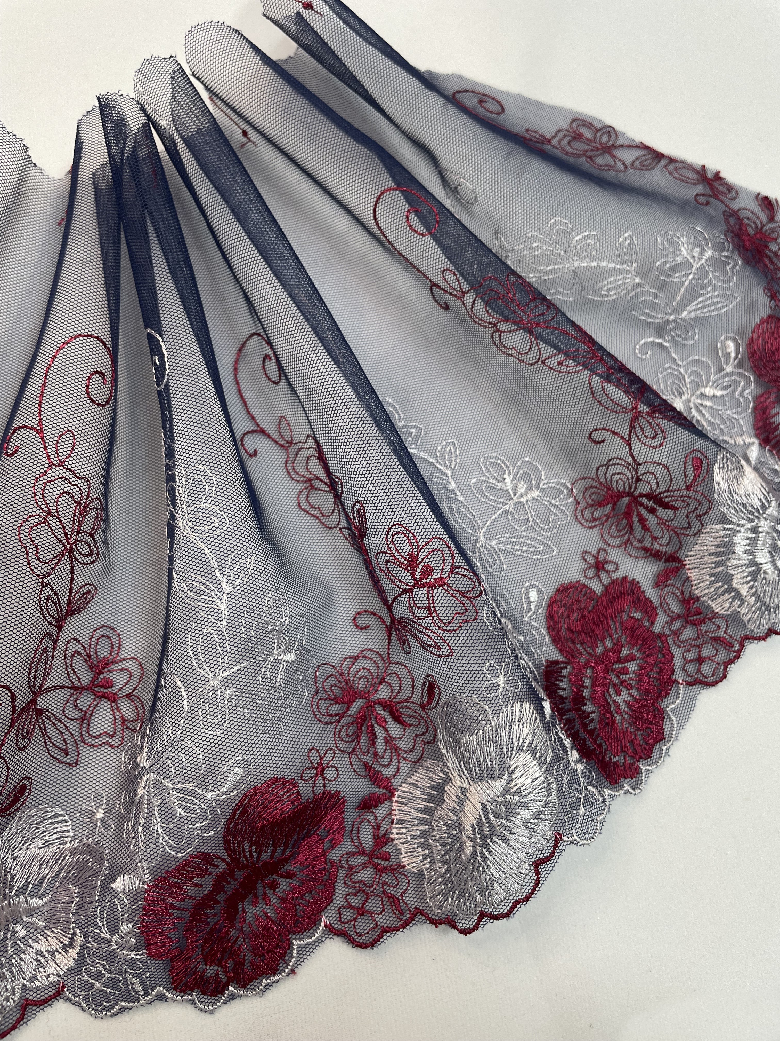 Çin Tedarik Moda Yeni Tasarım Dantel