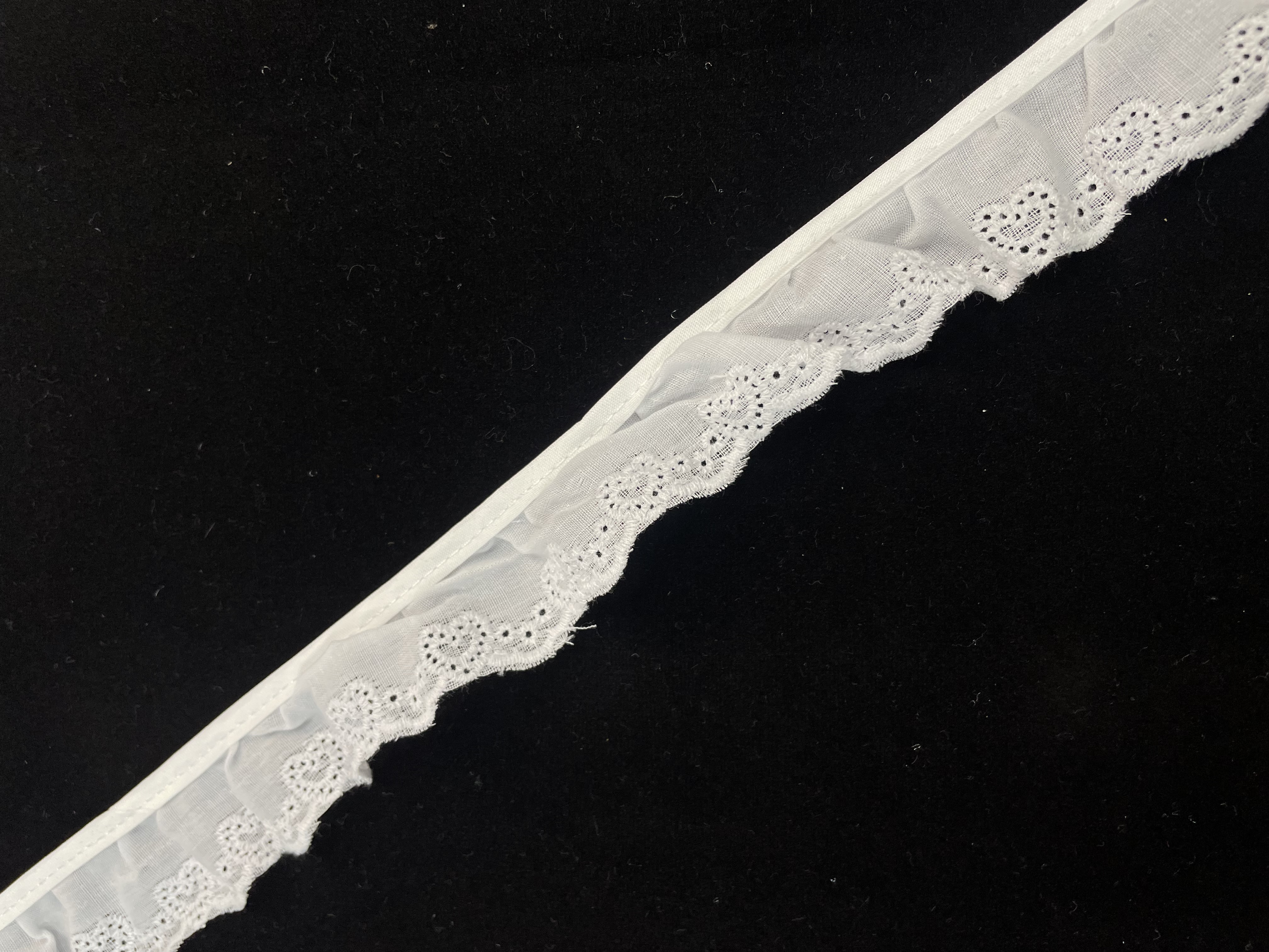 Yeni Stil Farklı Renk Özel Fabrikası Tricot Dantel